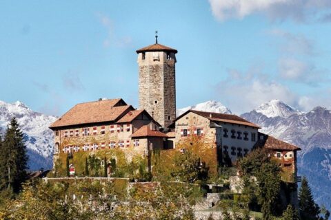 Castel Valer